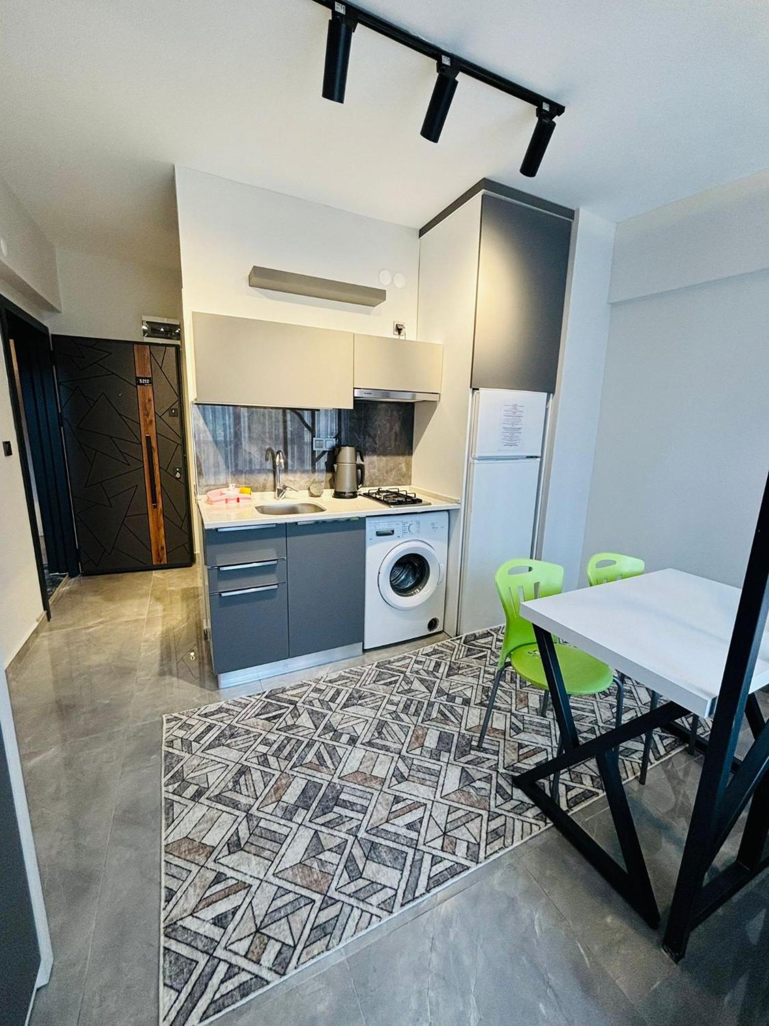 Inci Otel Испарта Екстериор снимка