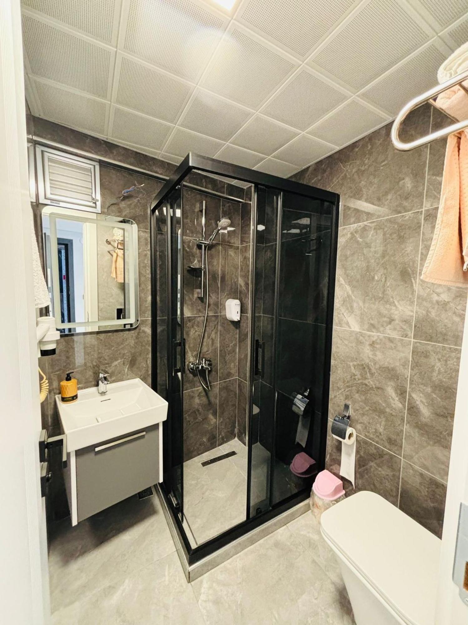 Inci Otel Испарта Екстериор снимка