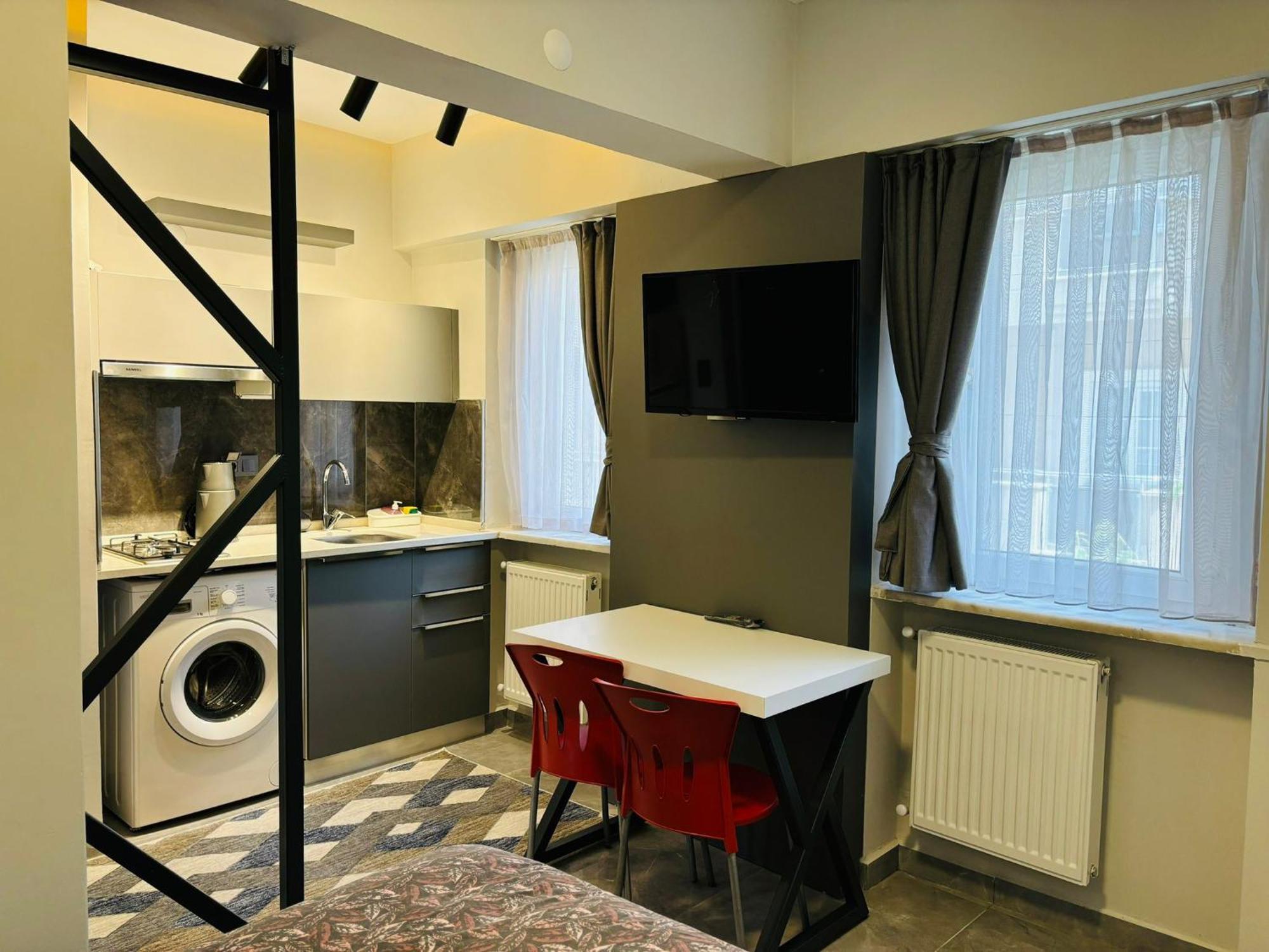 Inci Otel Испарта Екстериор снимка